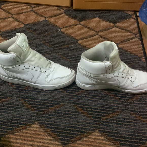 Soulier nike/nike shoes - Picture 2 of 4